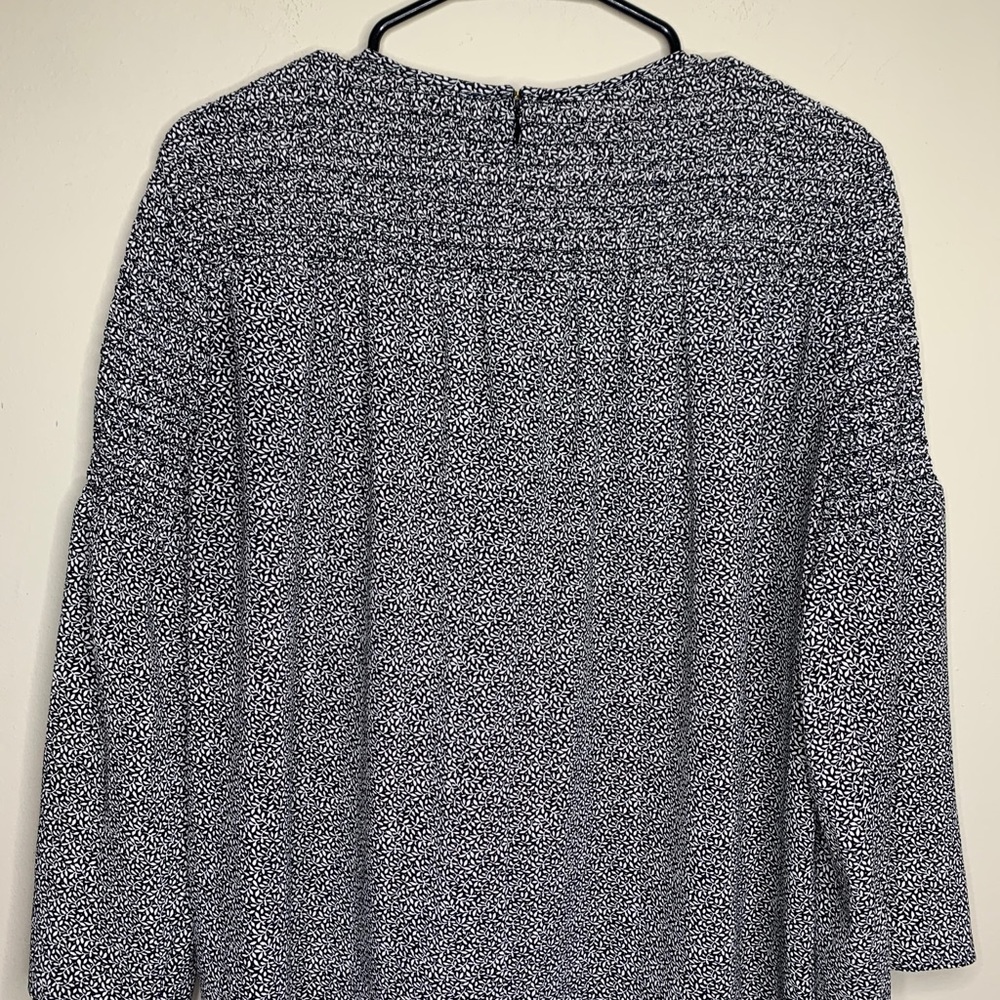 Michael Kors Long Sleeve - Picture 8 of 14
